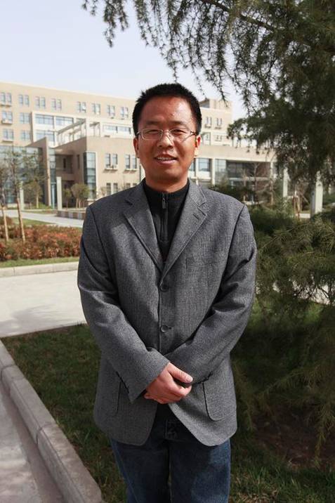 电子信息工程专业带头人——屈毅